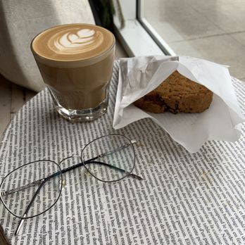 bwè kafe - Carrot cake, flat white. - Cafes Near Me - Jersey City, New Jersey