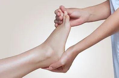 Earnest Foot And Ankle Specialist