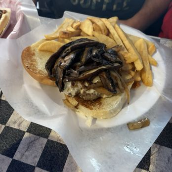 RG Burgers & Grill - Burgers Near Me - Denton, Texas RG Burgers & Grill - Burgers Near Me - Denton, Texas