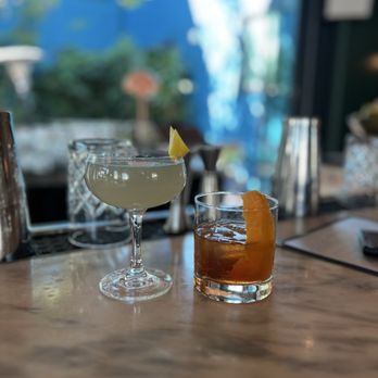 Simonette - French 75 and Old Fashion - French Near Me - Culver City, California