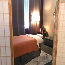 Holistic Hands Therapy - Studio Grand