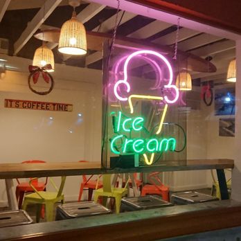 Orange Octopus - Ice Cream & Frozen Yogurt Near Me - Sarasota, Florida Orange Octopus - Ice Cream & Frozen Yogurt Near Me - Sarasota, Florida