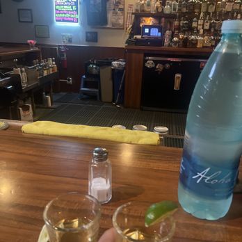Irish Rose Saloon - Irish Pub Near Me - Honolulu, Hawaii Irish Rose Saloon - Irish Pub Near Me - Honolulu, Hawaii