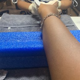 First time here and Kay is doing my nails