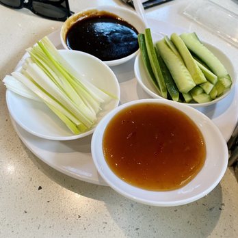 Mama Lu Dumpling House - Sauce and condiments for the duck - Chinese Near Me - Monterey Park, California Mama Lu Dumpling House - Sauce and condiments for the duck - Chinese Near Me - Monterey Park, California