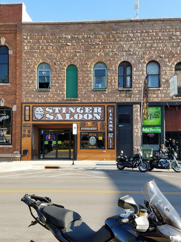 Stinger Saloon Logo