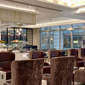 Delta SkyClub A43 - a view of the lounge area - Airport Lounges Near Me - Detroit, Michigan