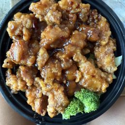 Shrimp with Cashew Nuts Dinner Combo Shrimp with Cashew Nuts Dinner Combo