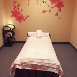 Rainbow Asian Massage