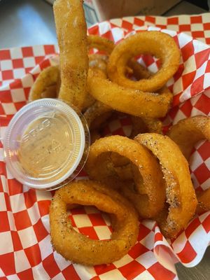 Strut & Dorothy by null