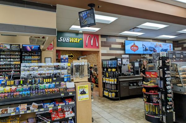 Love's Travel Stop by null