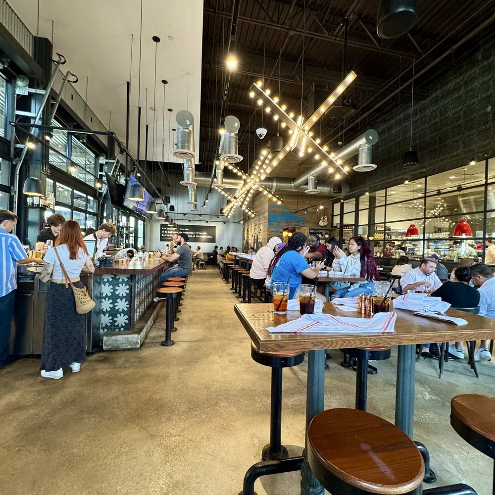 Culinary Dropout - Indoor seating - New American Near Me - Austin, Texas