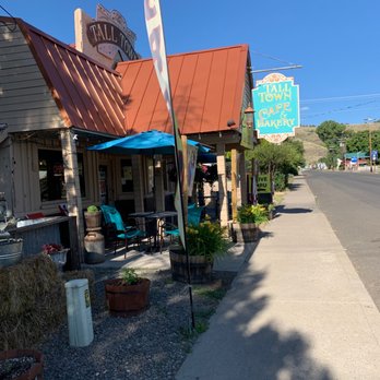 Tall Town Bakery & Cafe - Outdoor seating. There's also a drive through. - Cafes Near Me - Lakeview, Oregon Tall Town Bakery & Cafe - Outdoor seating. There's also a drive through. - Cafes Near Me - Lakeview, Oregon