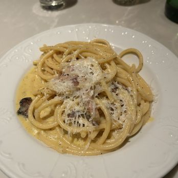 Gigi - Bucatini alla Carbonara - Italian Near Me - Boston, Massachusetts Gigi - Bucatini alla Carbonara - Italian Near Me - Boston, Massachusetts