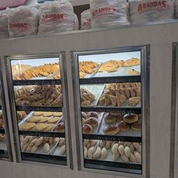 Arandas Bakery