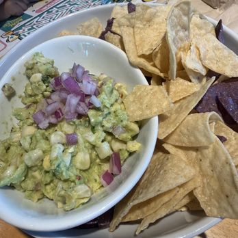 California Pizza Kitchen - avocado and white corn guacamole starter was super delicious and we got it for free because we signed up for the CPK app - Pizza Near Me - Encino, California