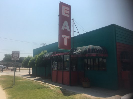 Clanton's Cafe by null