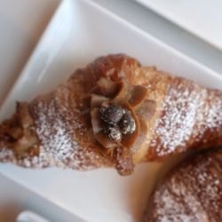 VV The Italian Experience - Chocolate Cornettoni