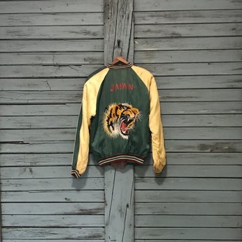Mintage Mall - Used, Vintage & Consignment Near Me - Vancouver, British Columbia