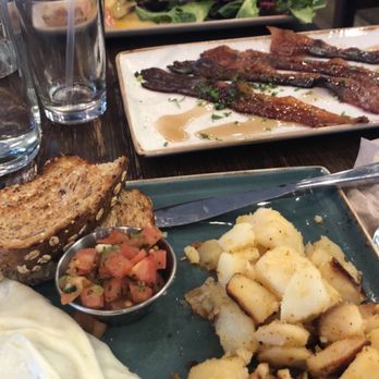 First Watch - Bacado omelette with home fries and blt Benedict - American Near Me - Raleigh, North Carolina First Watch - Bacado omelette with home fries and blt Benedict - American Near Me - Raleigh, North Carolina