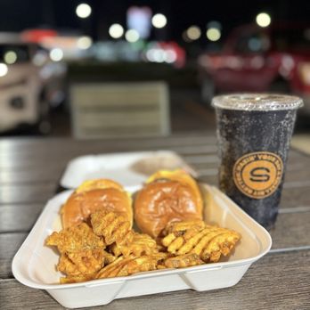 Smalls Sliders - New American Near Me - Blue Springs, Missouri Smalls Sliders - New American Near Me - Blue Springs, Missouri