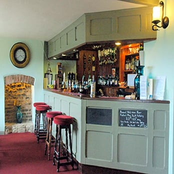 Half Moon Inn - The Bar - Pubs Near Me - Clayhidon, DEV Half Moon Inn - The Bar - Pubs Near Me - Clayhidon, DEV