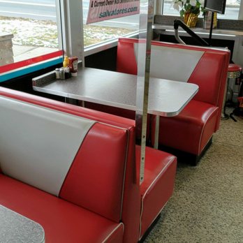 Donuts Delite - Diner booths for couples and families. - Donuts Near Me - Rochester, New York Donuts Delite - Diner booths for couples and families. - Donuts Near Me - Rochester, New York