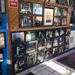 Dillingers Drive-In