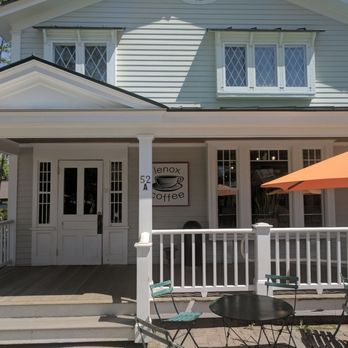 Lenox Coffee - Front of the store - Coffee & Tea Near Me - Lenox, Massachusetts