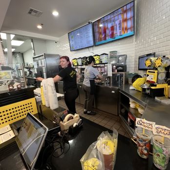 Sunright Tea Studio - Rancho Cucamonga - You can see how the make their drinks - Bubble Tea Near Me - Rancho Cucamonga, California Sunright Tea Studio - Rancho Cucamonga - You can see how the make their drinks - Bubble Tea Near Me - Rancho Cucamonga, California