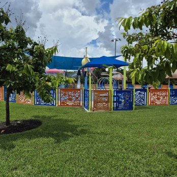 Waters Edge Park - Parks Near Me - Tamarac, Florida