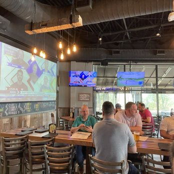 The Brass Tap - Prosper - Beer Bar Near Me - Prosper, Texas