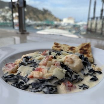 Topside by NDMK - Dark Seas Pasta - Cocktail Bars Near Me - Avalon, California