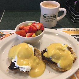 Eggs Benedict