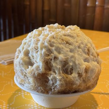 Wahine Kai - Coco Moco Coffee vanilla ice cream and condensed milk - Shaved Ice Near Me - San Diego, California Wahine Kai - Coco Moco Coffee vanilla ice cream and condensed milk - Shaved Ice Near Me - San Diego, California
