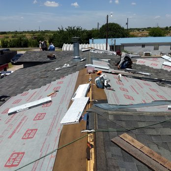Diamondback Roofing & Construction - workers working on a roof - Roofing Near Me - Wichita Falls, Texas Diamondback Roofing & Construction - workers working on a roof - Roofing Near Me - Wichita Falls, Texas