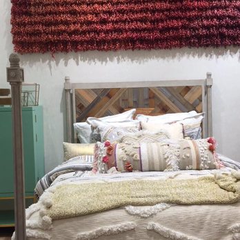 Anthropologie - Women's Clothing Near Me - Honolulu, Hawaii Anthropologie - Women's Clothing Near Me - Honolulu, Hawaii