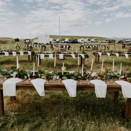 Farmhouse tables of my DREAMS!