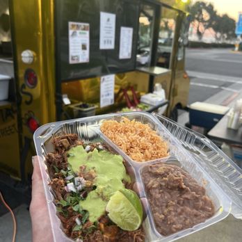 Amigos Birria Tacos - Asada plate - Food Trucks Near Me - Venice Beach, California