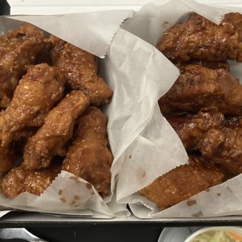 bb.q Chicken Upper Darby - Half & Half Wings Honey/Soy - Korean Near Me - Upper Darby, Pennsylvania