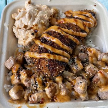Da Bald Guy - Pan seared poke and Furikake-Crusted Salmon - Food Trucks Near Me - Kahuku, Hawaii Da Bald Guy - Pan seared poke and Furikake-Crusted Salmon - Food Trucks Near Me - Kahuku, Hawaii