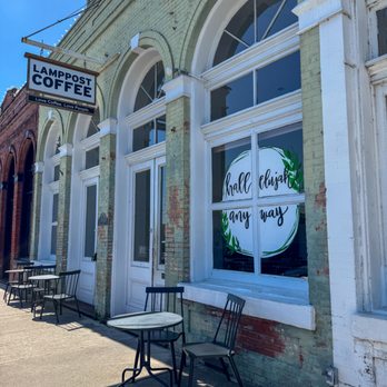 Lamppost Coffee - Exterior - Coffee & Tea Near Me - Hutto, Texas