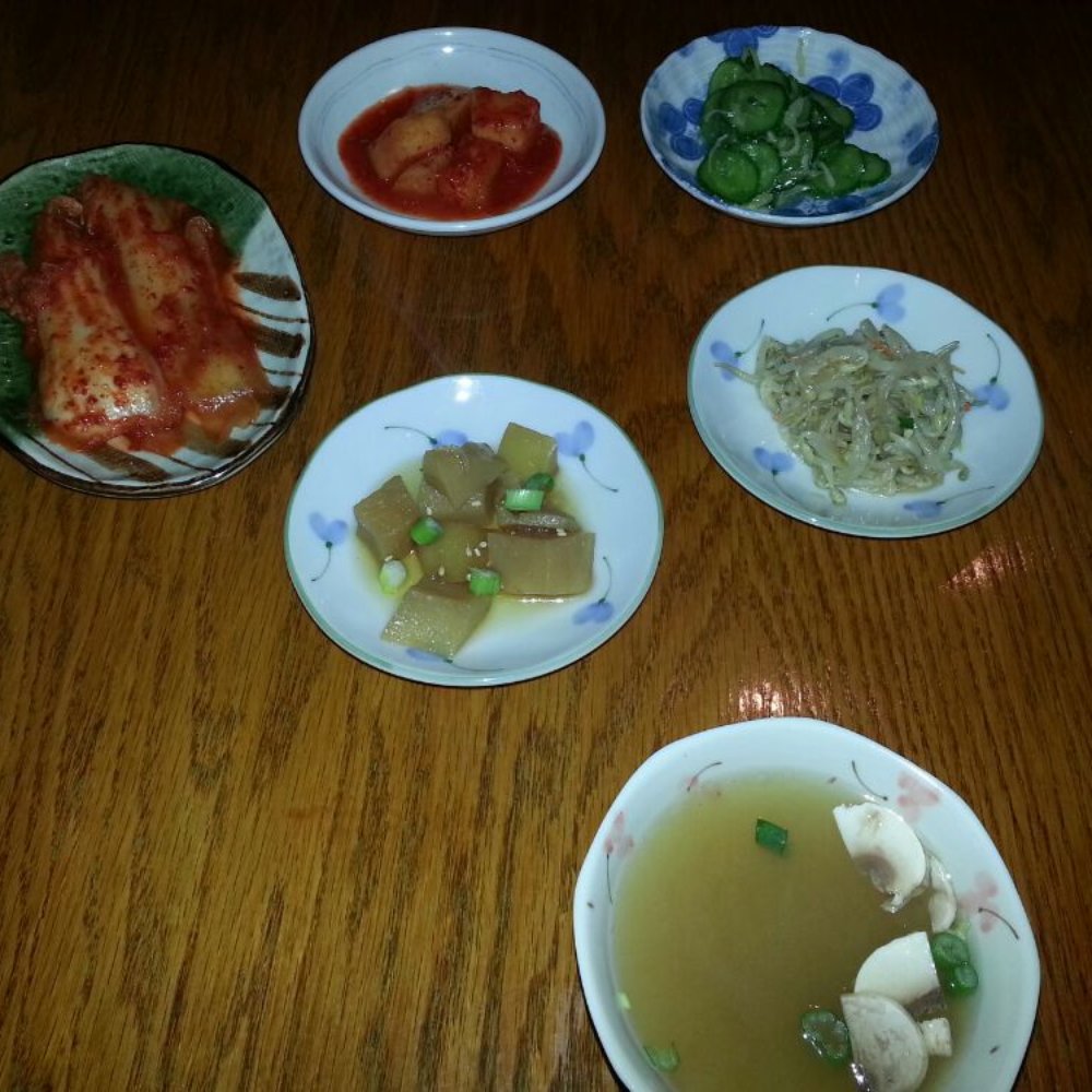 Hwang-Kum - Banchan - Korean Near Me - Montreal, Quebec