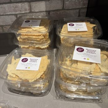 Blackberry Market - Rosemary crackers - Coffee & Tea Near Me - Oak Brook, Illinois