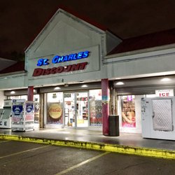 Saint Charles Discount - Front Entrance.