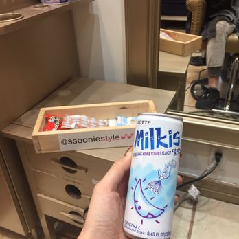 ssooniestyle - Yummy beverage and Korean snacks while I wait - Hair Salons Near Me - Los Angeles, California ssooniestyle - Yummy beverage and Korean snacks while I wait - Hair Salons Near Me - Los Angeles, California