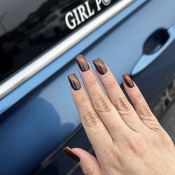 Mimi's Nail Designs - Cat eye