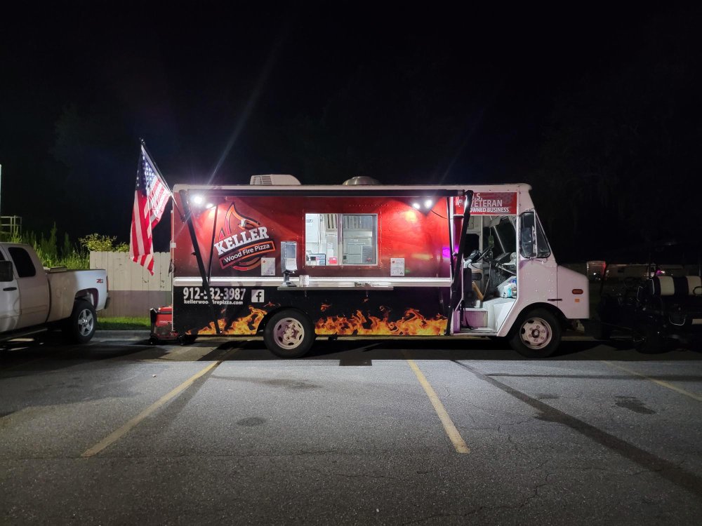 Keller Wood Fire Pizza Food Truck, Richmond Hill Roadtrippers