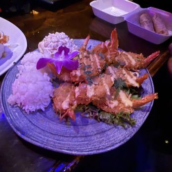 The Tiki Terrace - Coconut shrimpers - Hawaiian Near Me - Des Plaines, Illinois