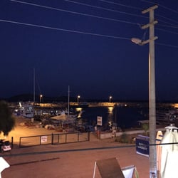 Dolphin Restaurant - Manzarası